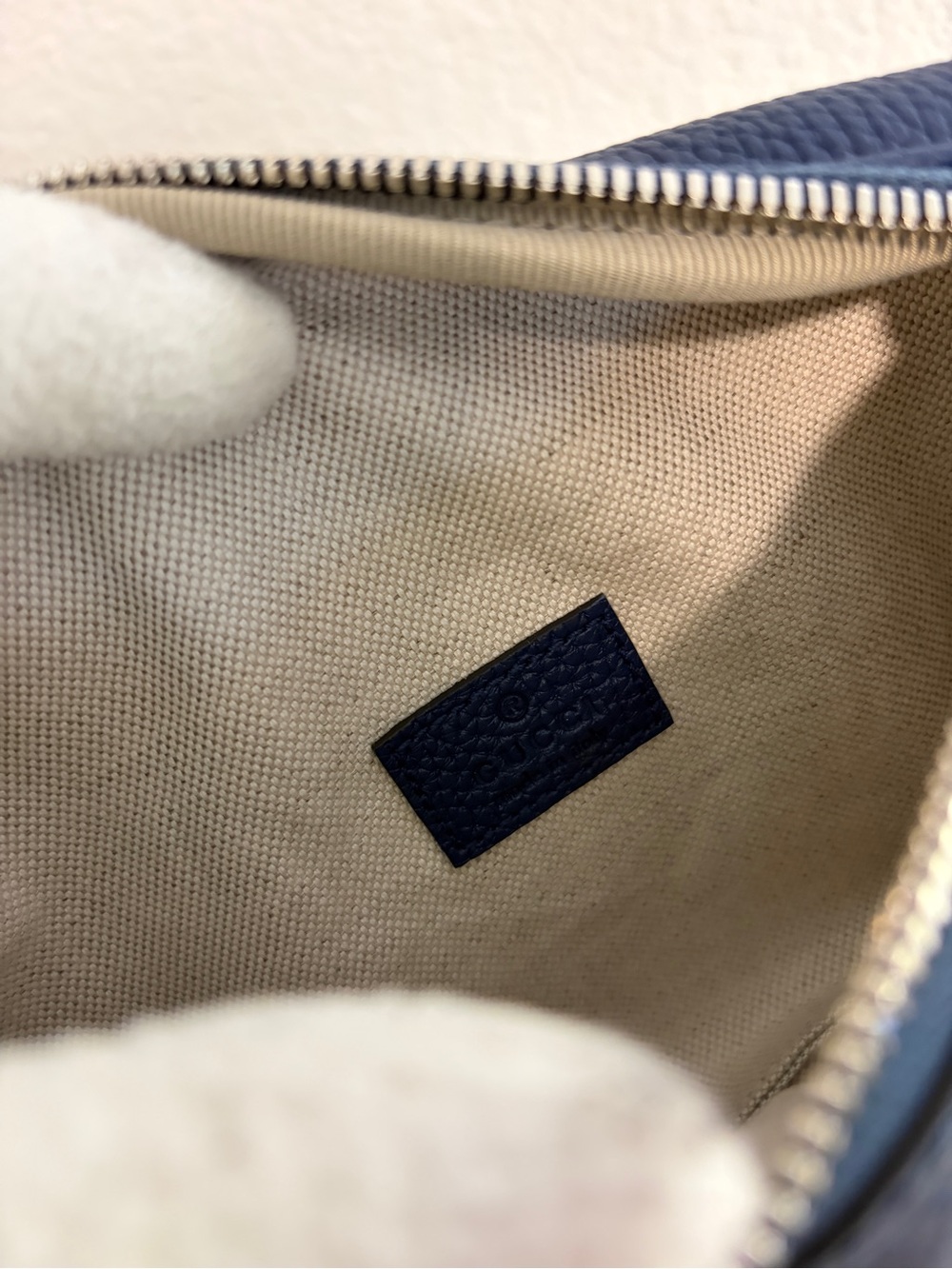 Brand New Gucci Jumbo GG Small Belt Bag Blue Embossed Leather - Picture 6 of 11